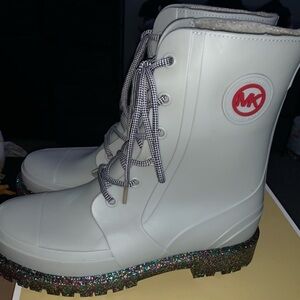 Michael Kors White Boots with Glitter Soles Womens Size 10